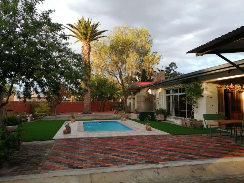 Okahandja Guesthouse 외부 사진