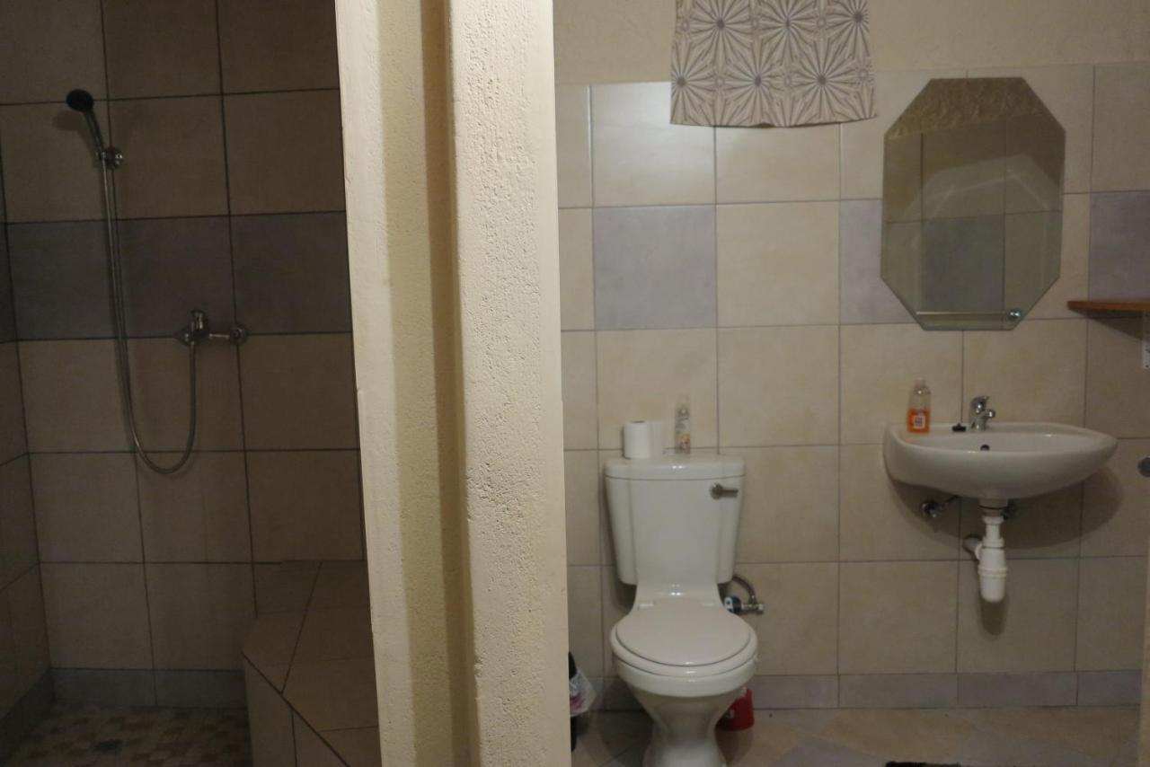Okahandja Guesthouse 외부 사진